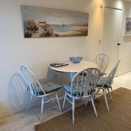 Little Karenza Is The Perfect Cornish Getaway Villa Saint Anthony Exterior photo